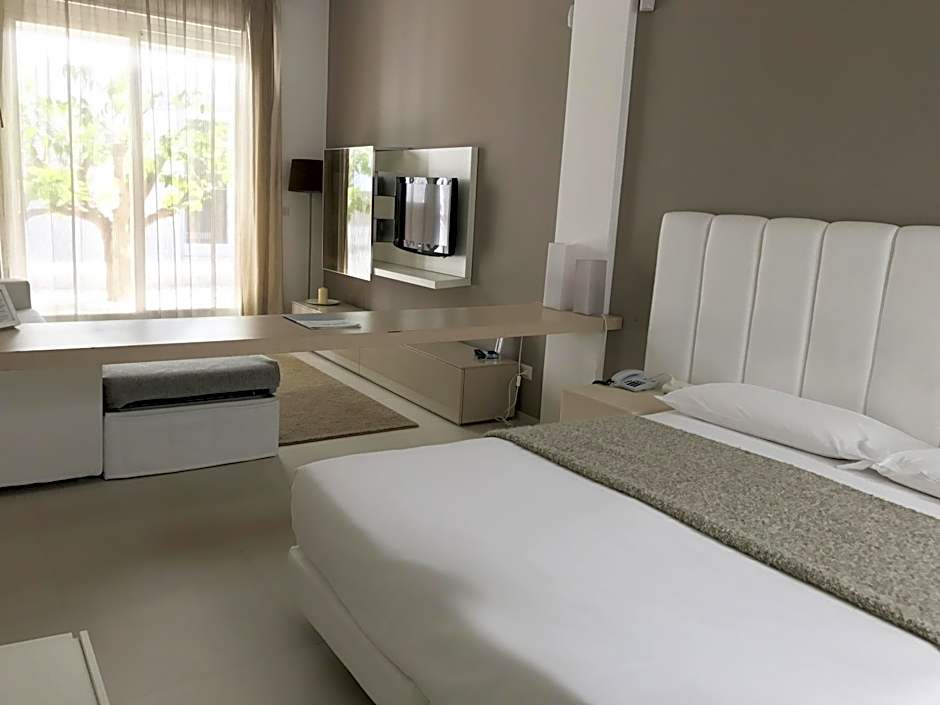 Soglow Business Class Hotel