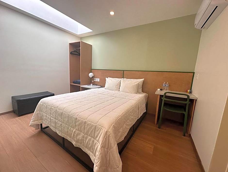 INTJ Hotel
