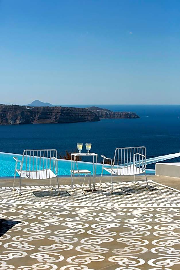 Erosantorini Estate