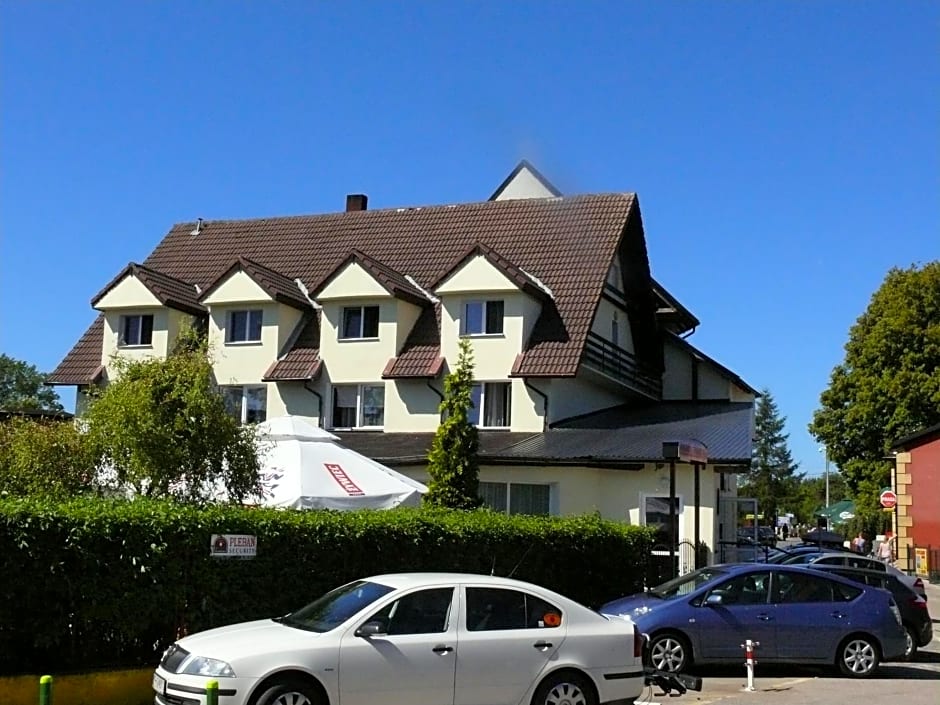 Willa Białe Piaski Pokoje i Noclegi Białogóra