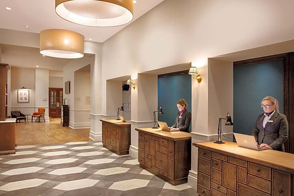 Leonardo Hotel Cardiff