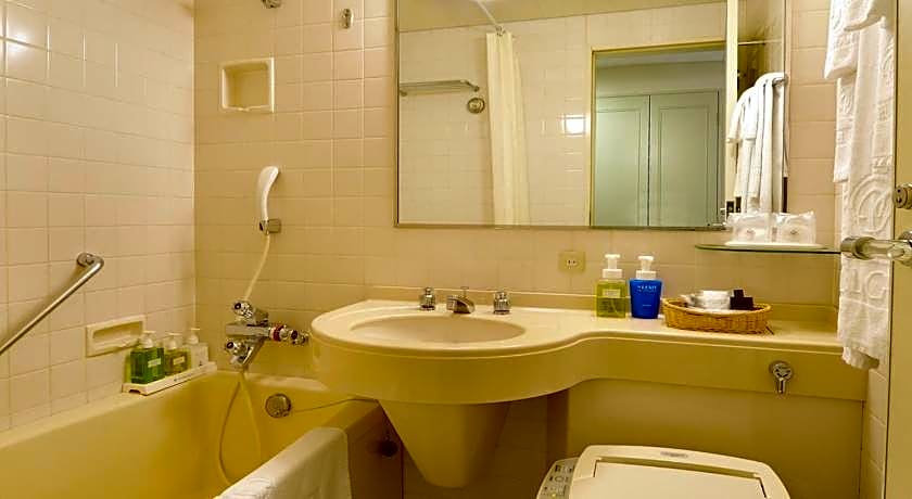 Hotel Granvia Okayama