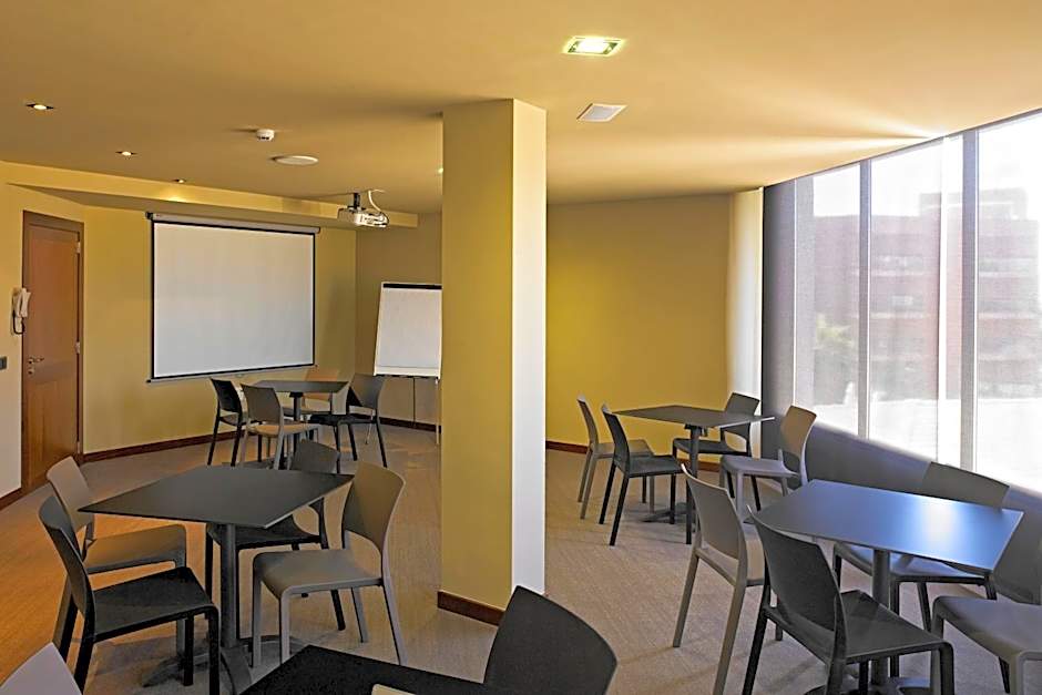 Protur Turo Pins 4* SUP