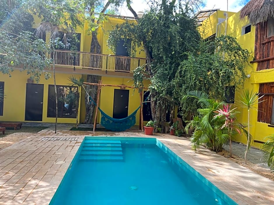 Hotel Carlitos Tulum 