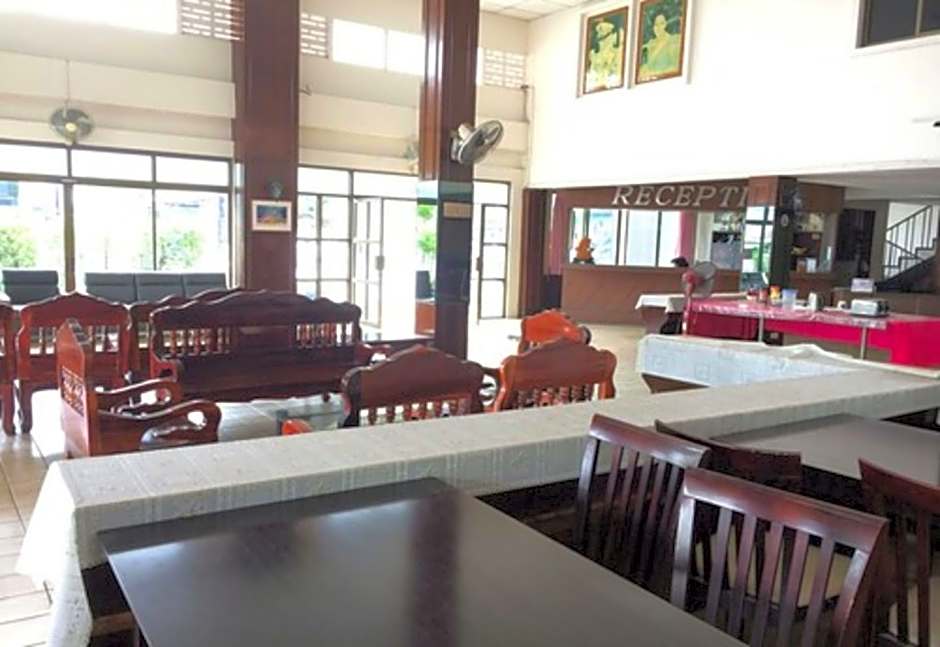 Lukmuang 2 Hotel