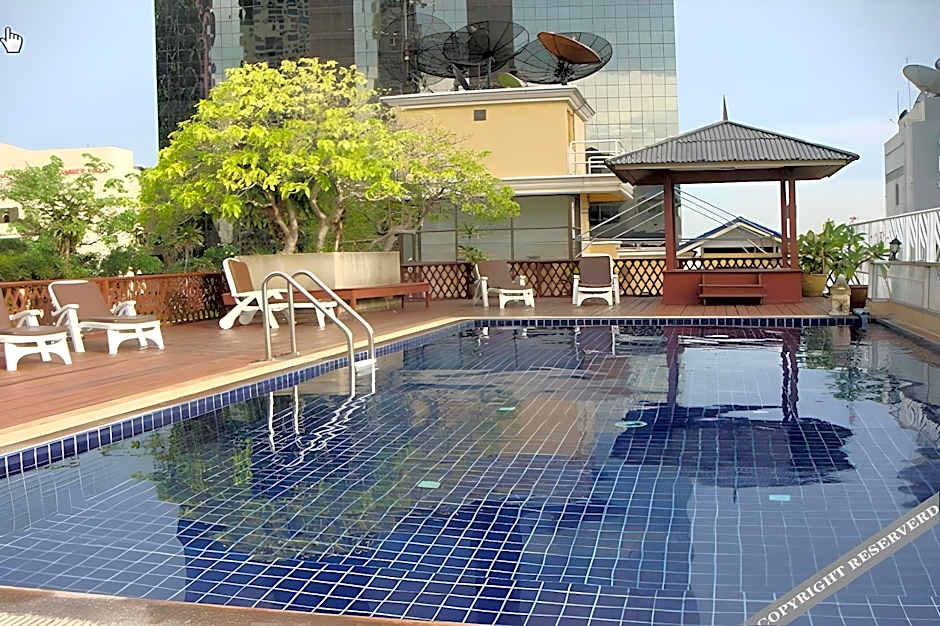 King Royal Garden Inn Hotel