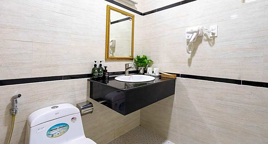 Cactusland Hotel Tan Binh