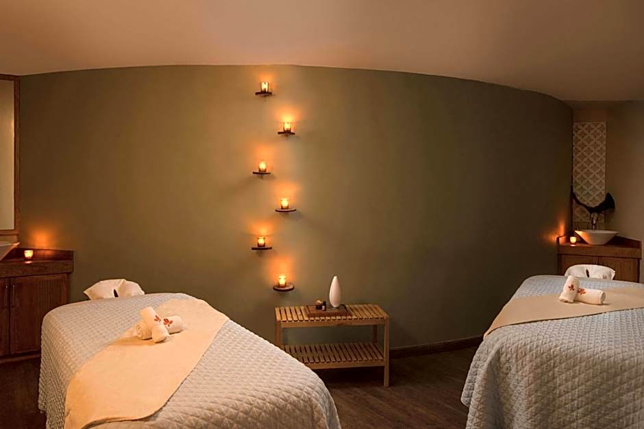 Renaissance by Marriott Santo Domingo Jaragua Hotel & Casino