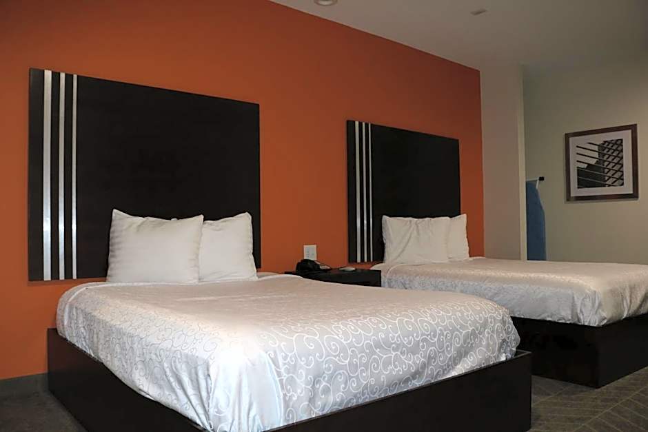 Scottish Inn & Suites - IAH Airport