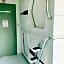 SPOT ON 89900 Jesselton Capsule Inn