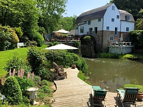 Castle Mill Bed and Breakfast Dorking