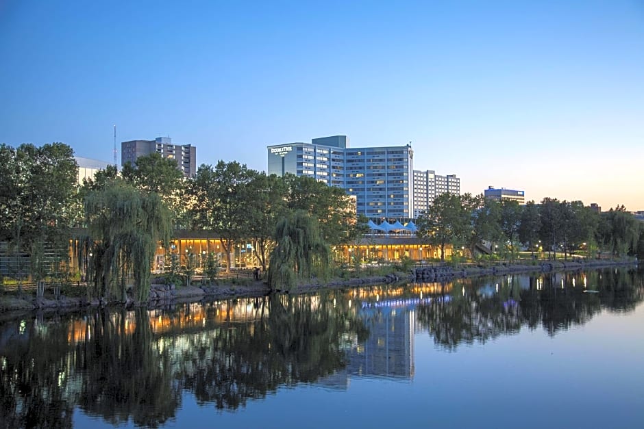 DoubleTree By Hilton Spokane City Center