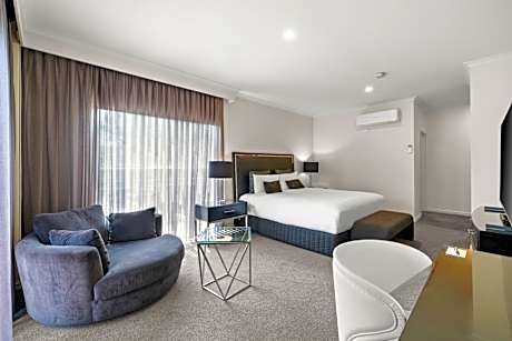 Executive King Room