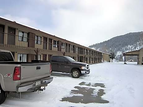 Wolf Creek Ski Lodge
