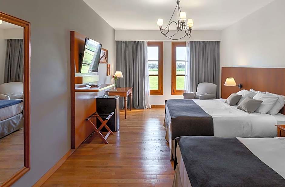 Wyndham Garden Lujan