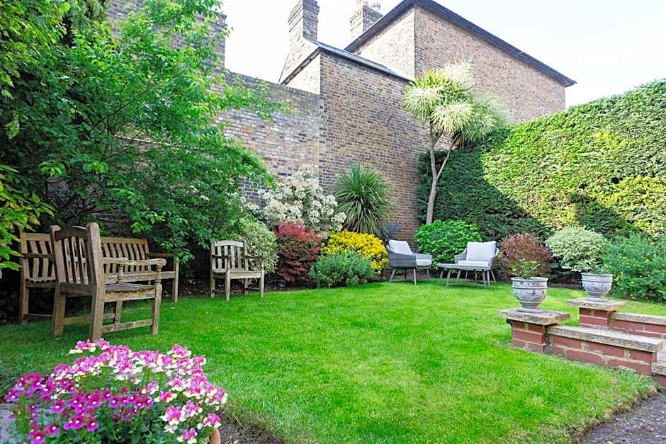 Veeve - Verdant Vistas