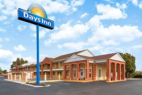 Days Inn by Wyndham Ottawa
