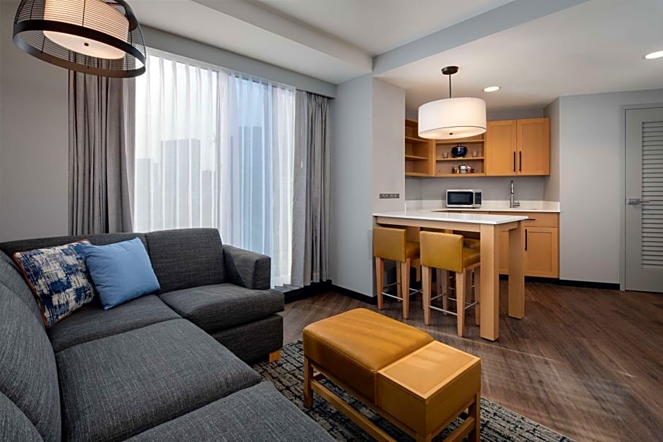 Hyatt Place Boston/Seaport District