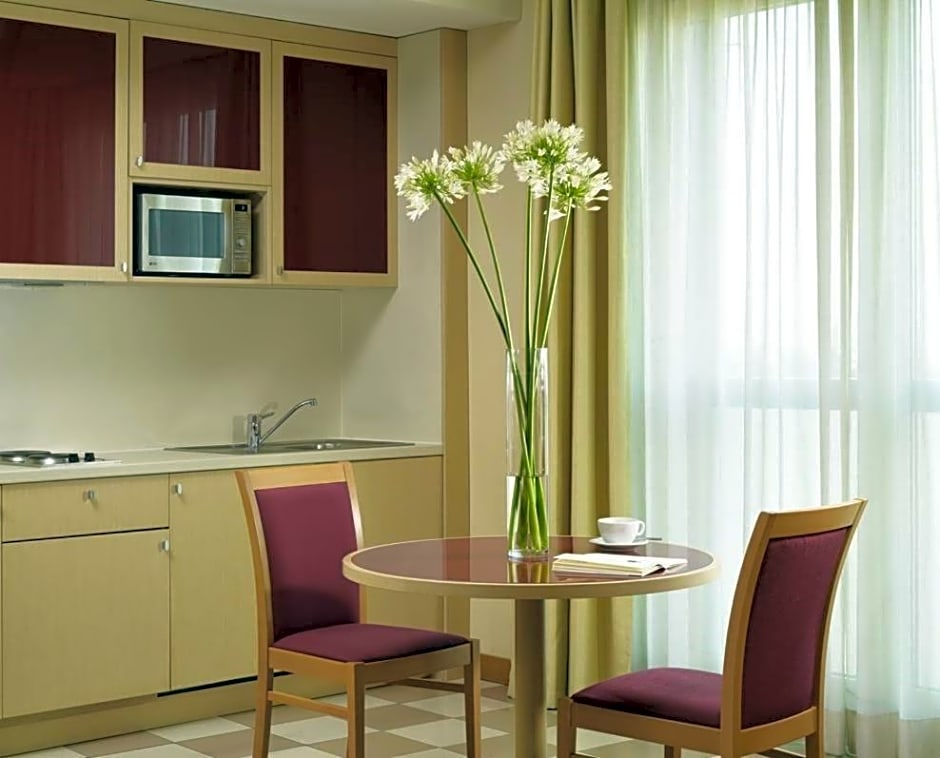 UNAHOTELS The ONE Milano Hotel & Residence