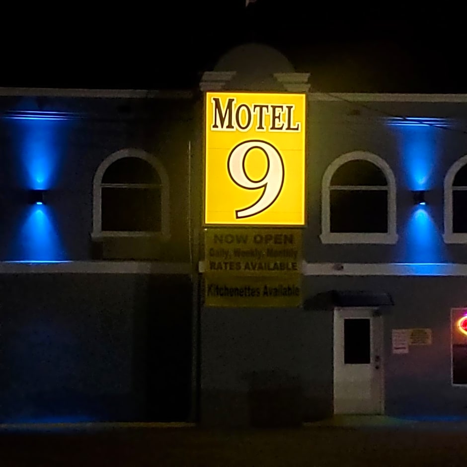 Motel 9