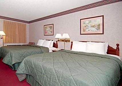 Queen Room with Two Queen Beds - Non-Smoking