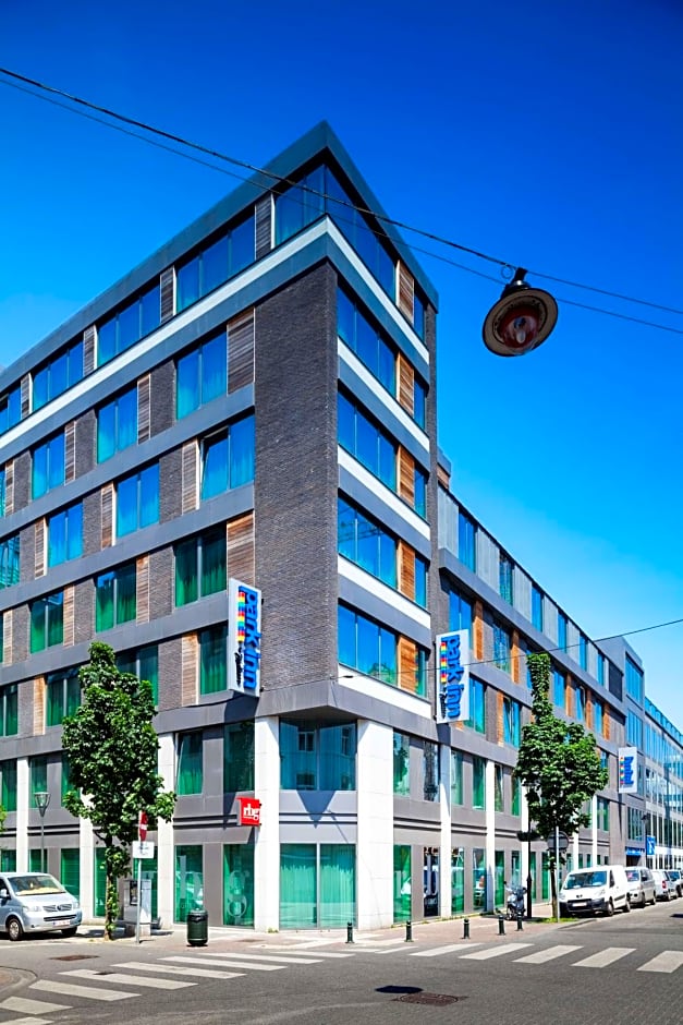 Park Inn by Radisson Brussels Centre Midi