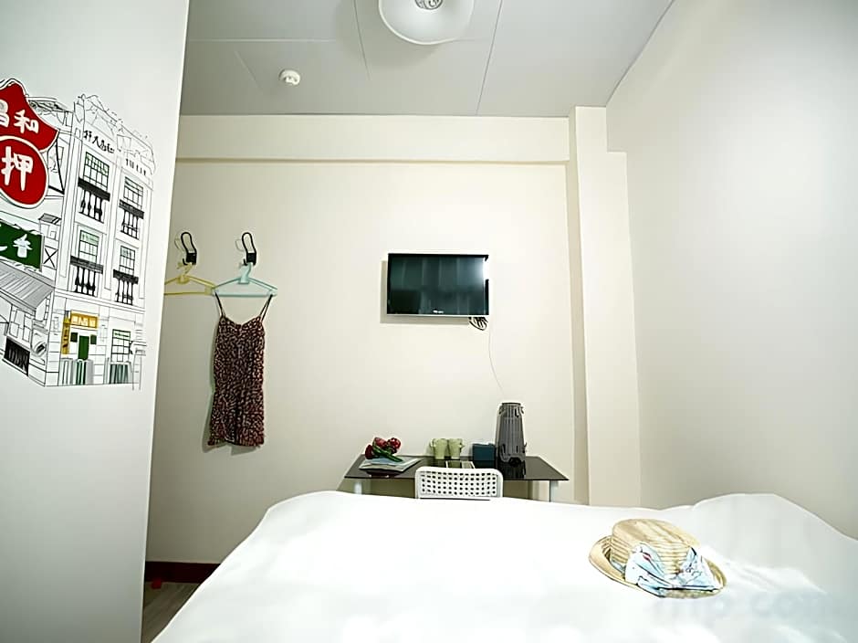 Alohas Hong Kong Hostel