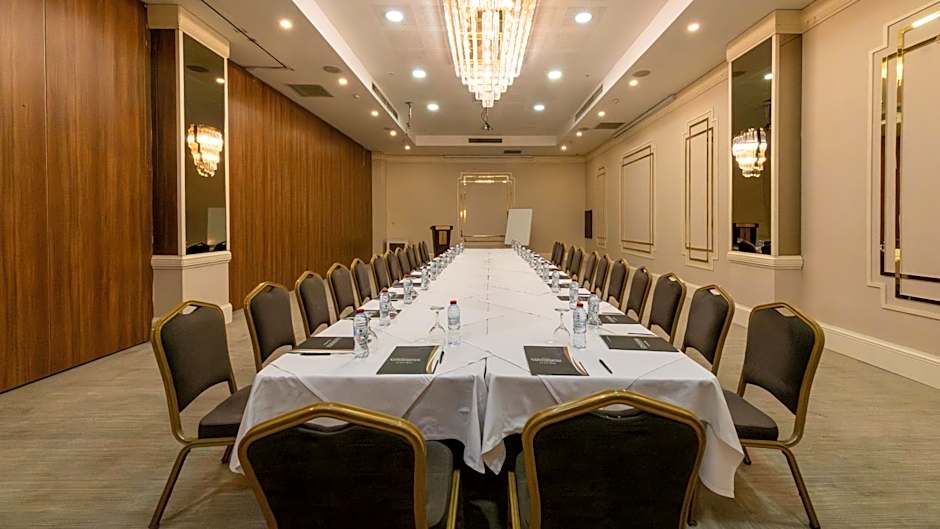 Teymur Continental Hotel