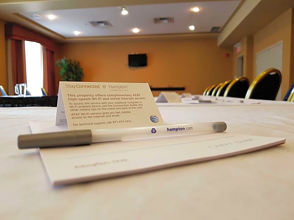 Hampton Inn By Hilton & Suites Edmonton International Airport