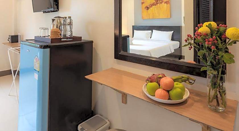 Baan Yuyen Karon Guesthouse