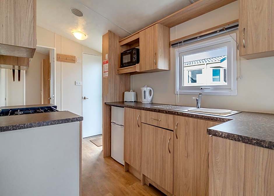 Castaways Beach Resort