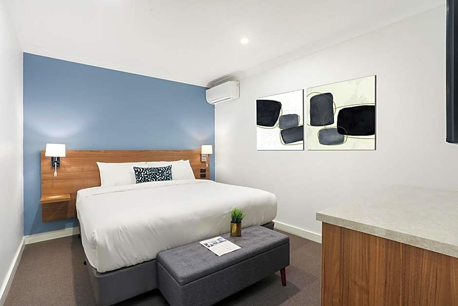 Killara Hotel & Suites