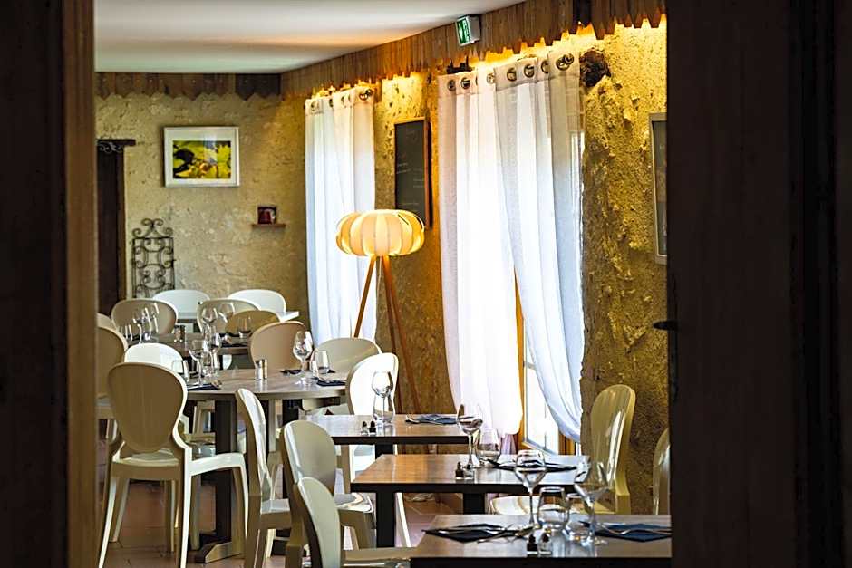 Logis L'Auberge de Larressingle