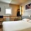 ibis budget Versailles Chateau Saint-Cyr