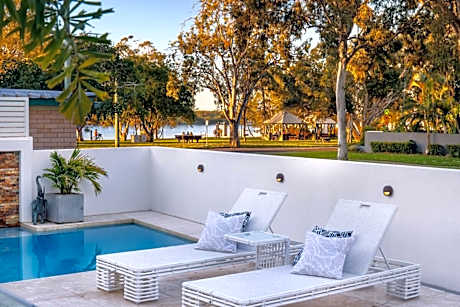 Exquisite Riverside Living, Noosaville