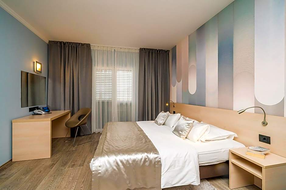 Berkeley Hotel & Day Spa