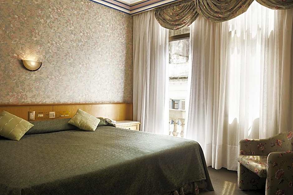 Gran Hotel Ailen