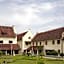 Tree Hotel Panakkukang Makassar By LIFE