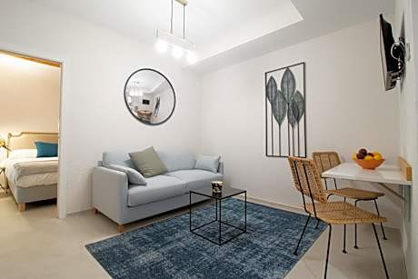 One-Bedroom Apartment - No Swimming Pool