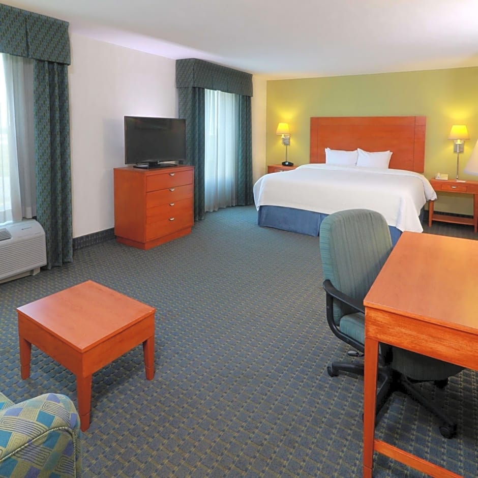 Hampton Inn By Hilton Reynosa