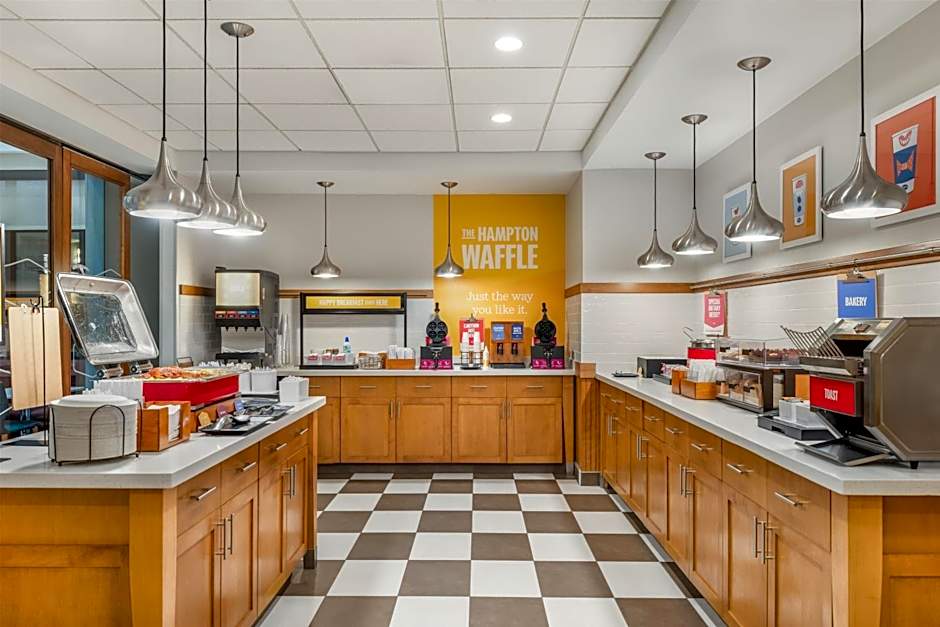 Hampton Inn & Suites Dallas/Plano-East