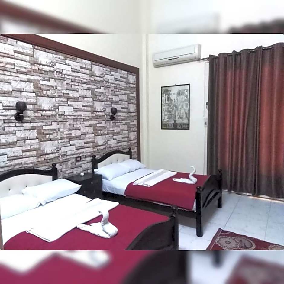New Palace Hotel