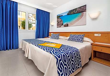 One-Bedroom Apartment (2 Adults + 2 Children)