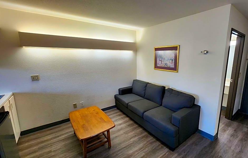 SureStay by Best Western Sacramento South Natomas