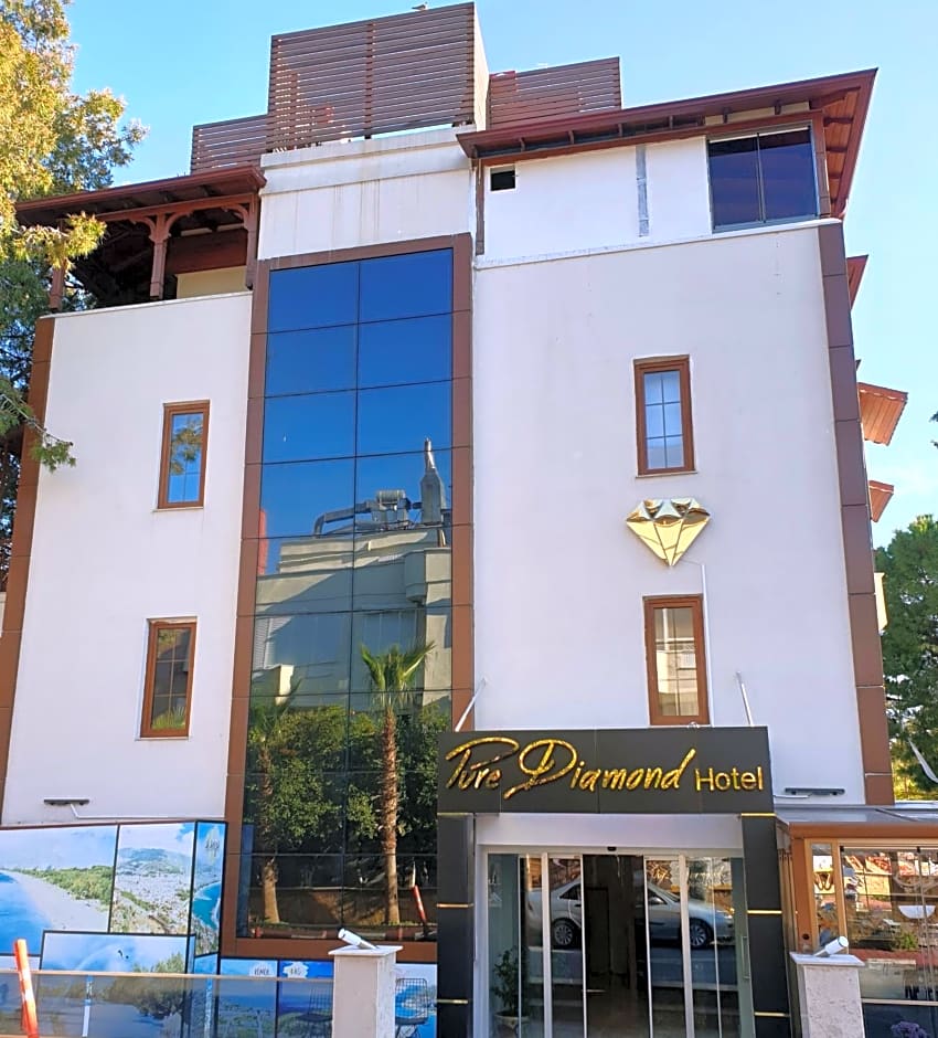 Pure Diamond Hotel