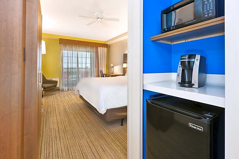 Holiday Inn Express Hotel & Suites Petoskey By IHG