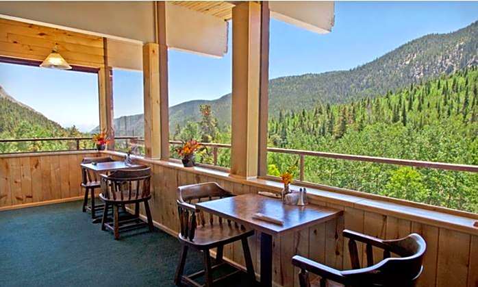 Monarch Mountain Lodge