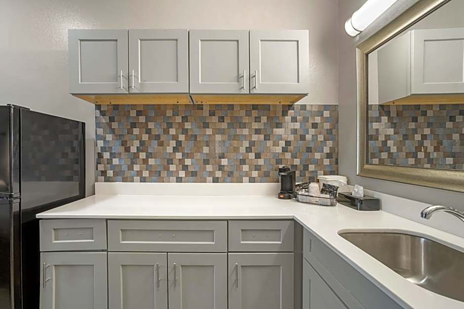 Quality Inn Simpsonville