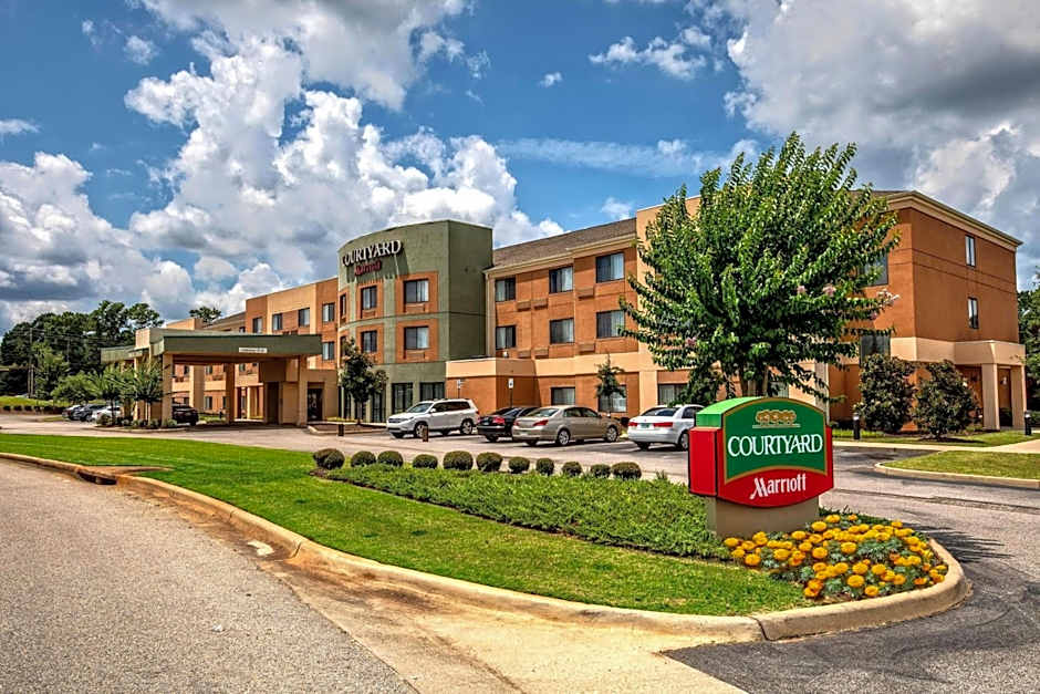 Courtyard by Marriott Troy