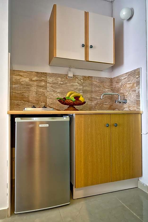 Two Brothers Studios & Apts